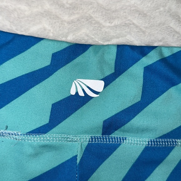 Marika Tek Blue and Teal Stretch Short Athletic Workout Shorts Size Large - Picture 5 of 11